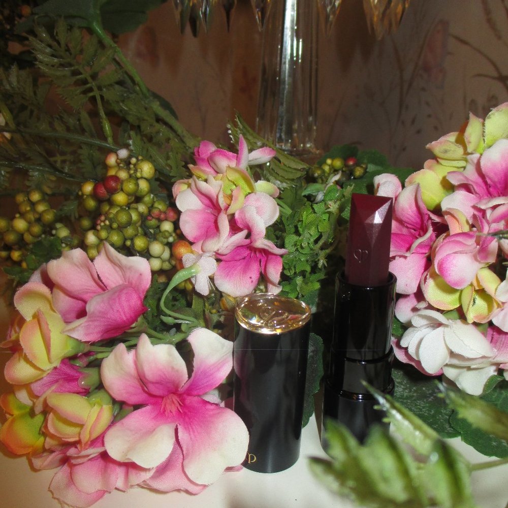 Cle De Peau Lipstick